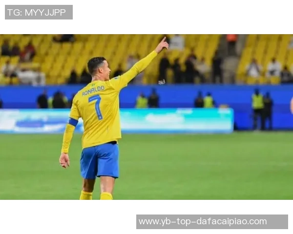 利雅得胜利客场对阵阿首发名单公布C罗缺阵马内科曼菲利克斯均坐替补